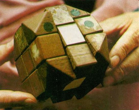 Prototipo cubo Rubik madera